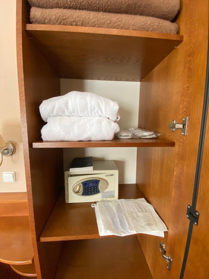 Zamecky Hotel Zlaty Orel Hranice  Exteriör bild